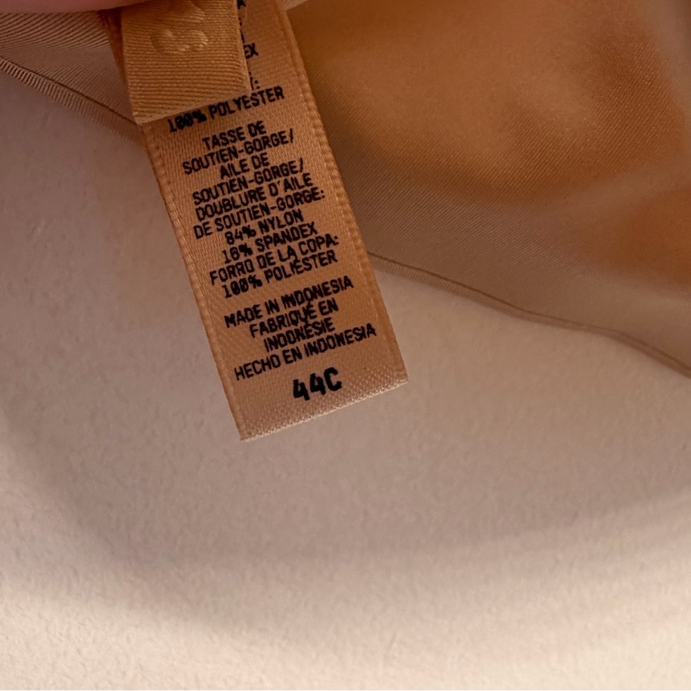 Skims Ultimate Nipple Bra- 44C- Clay - Picture 3 of 3